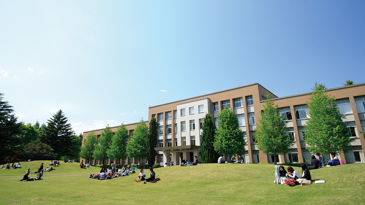 多様性とリベラルアーツが 新たな視点を生み出す 国際基督教大学(ICU) 帰国便利帳 多様性とリベラルアーツが 新たな視点を生み出す 国際基督教大学(ICU) 帰国便利帳