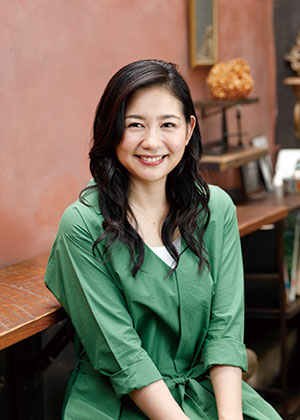 関根麻里プロフィール