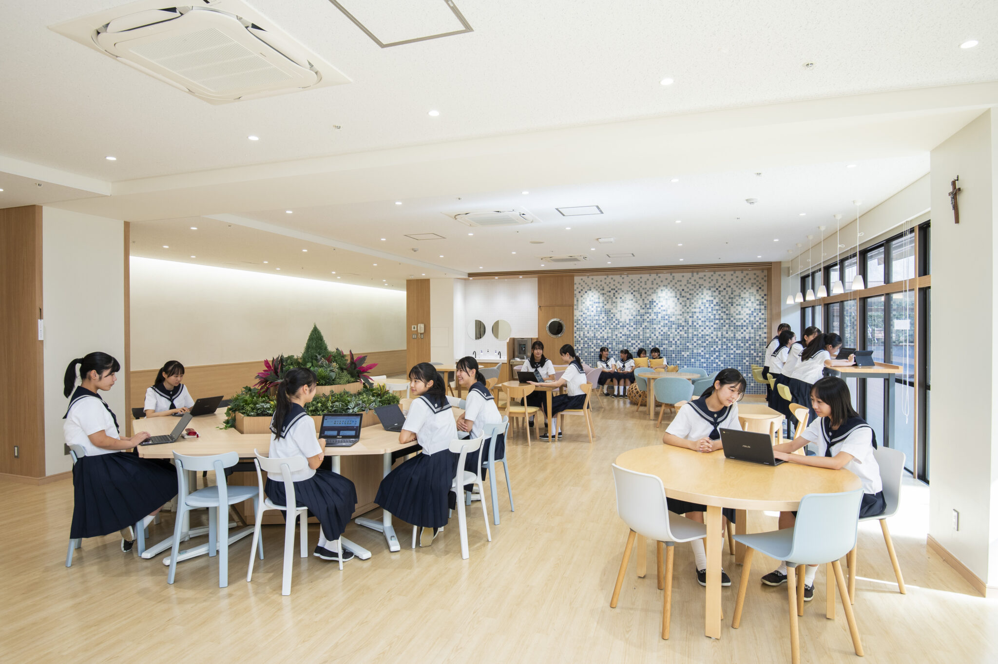 湘南白百合学園中学・高等学校｜帰国便利帳オンライン学校説明会に参加決定（第9回北米・アジア向け） 海外・帰国子女に役立つ学校＆教育情報